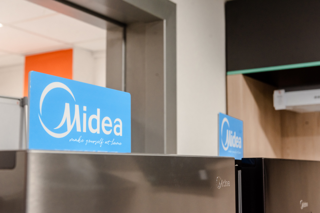 U El Bakoti opremite cijelu kuhinju uz renomirane brendove Midea, Faber i Franke! 