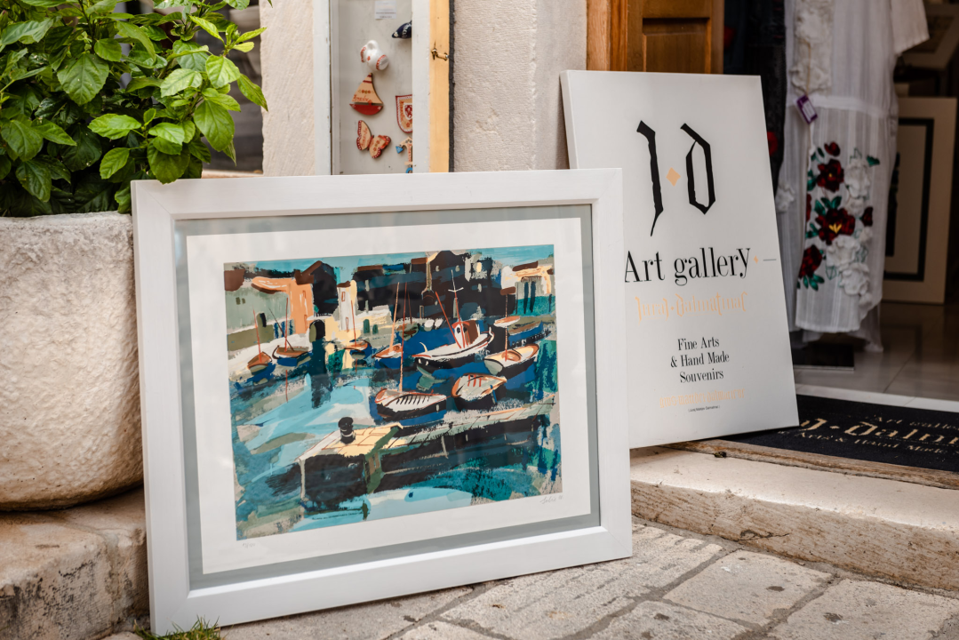 U Galeriju Juraj Dalmatinac stigle zimske kolekcije odjeće i jesenski popusti na slike 