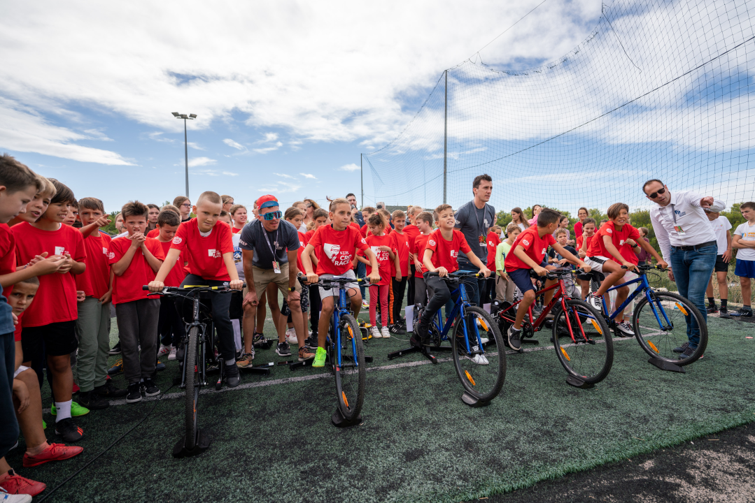 U Primoštenu održan Kids CRO Race: Matija, Leo, Dora i Isabella pobjednici su virtualne utrke 