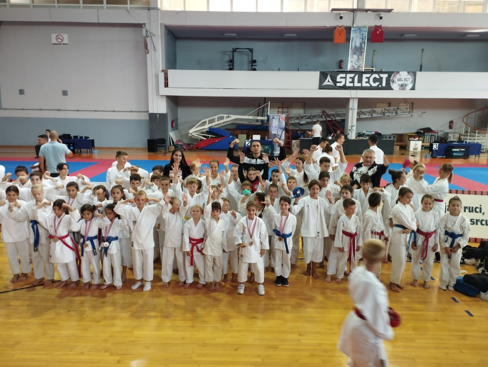 Karate klub Okit iz Vodica osvojio čak 32 medalje na Dalmatinskoj ligi