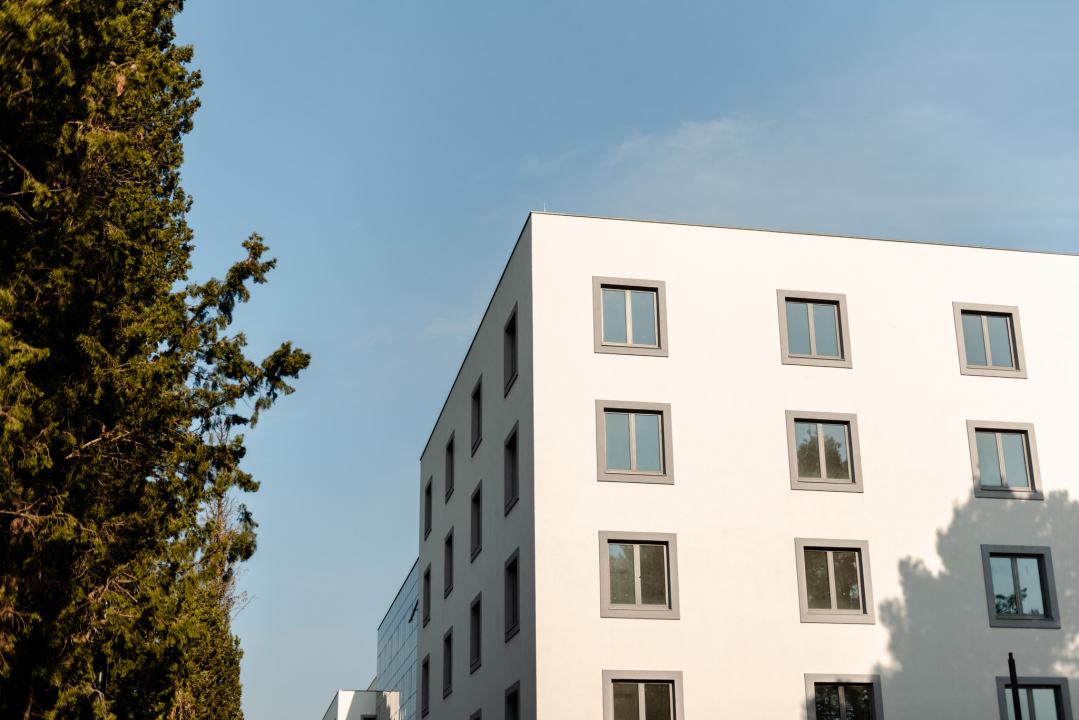 Obišli smo studentski dom Palacin iznutra: Sobe su prostrane, s prekrasnim pogledom na Vrnažu, Mandalinu i Šibenik