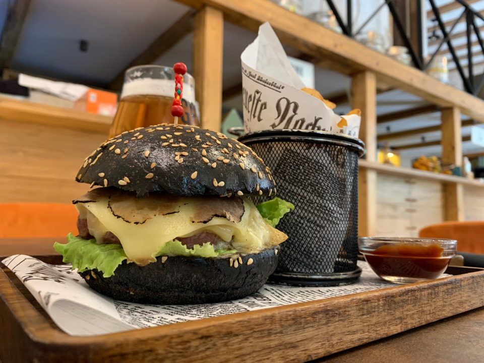 Dobrodošli na dane burgera u Bavi!