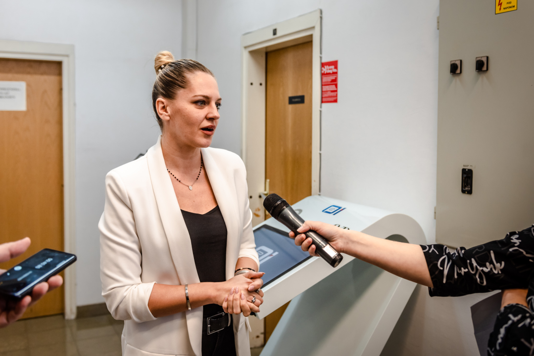 Aktivirajte eOsobnu i sve zahtjeve za dokumente rješavajte putem mobitela