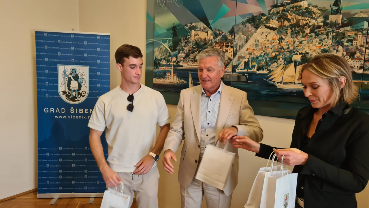 Gradonačelnik primio inovatore 'Fausta Vrančića': 'Veseli činjenica što ste u svoj rad uključili mlade'