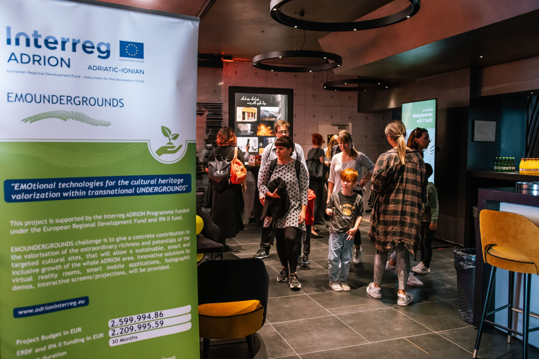 Veselo na posljednjem EMOUNDERGROUNDS događaju u Šibeniku!