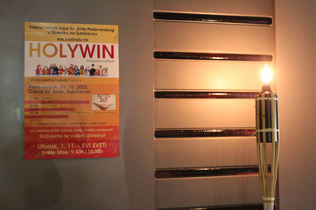 Na Šubićevcu uz pjesmu i molitvu održan Holywin