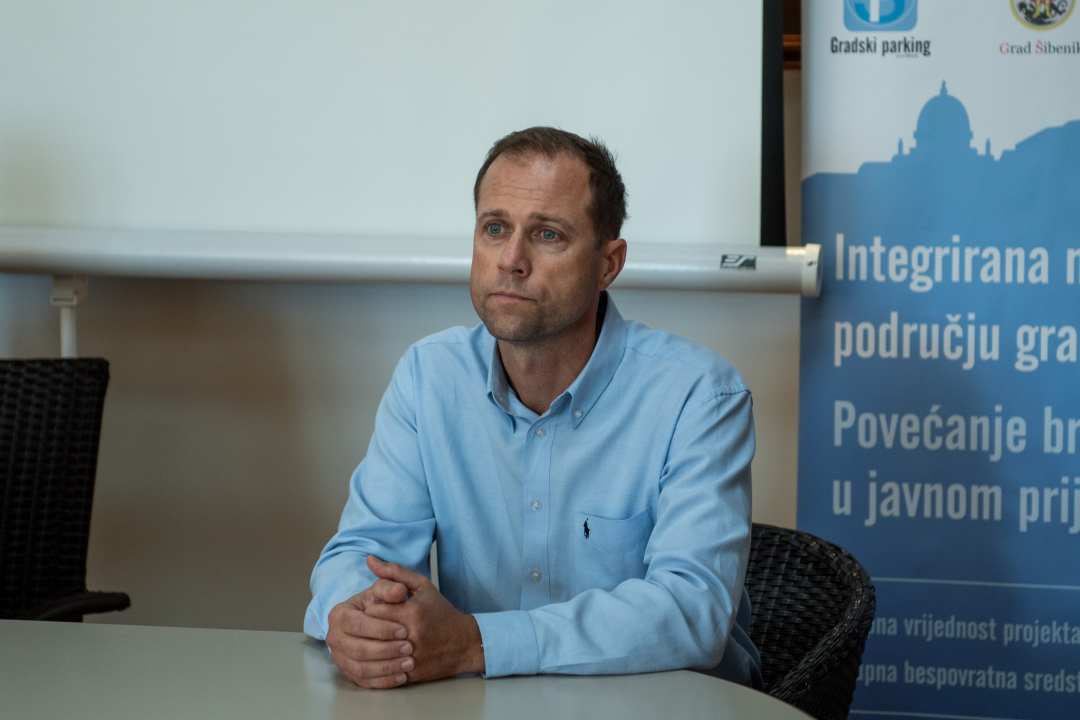 Gradski parking predstavio aplikaciju: 'Građani mogu kupovati karte za autobus, brod i parking'