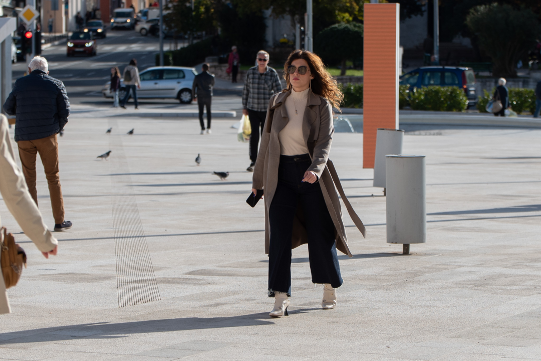 Jesenje kombinacije trendi Šibenčanki ukrale sve poglede u gradu! 