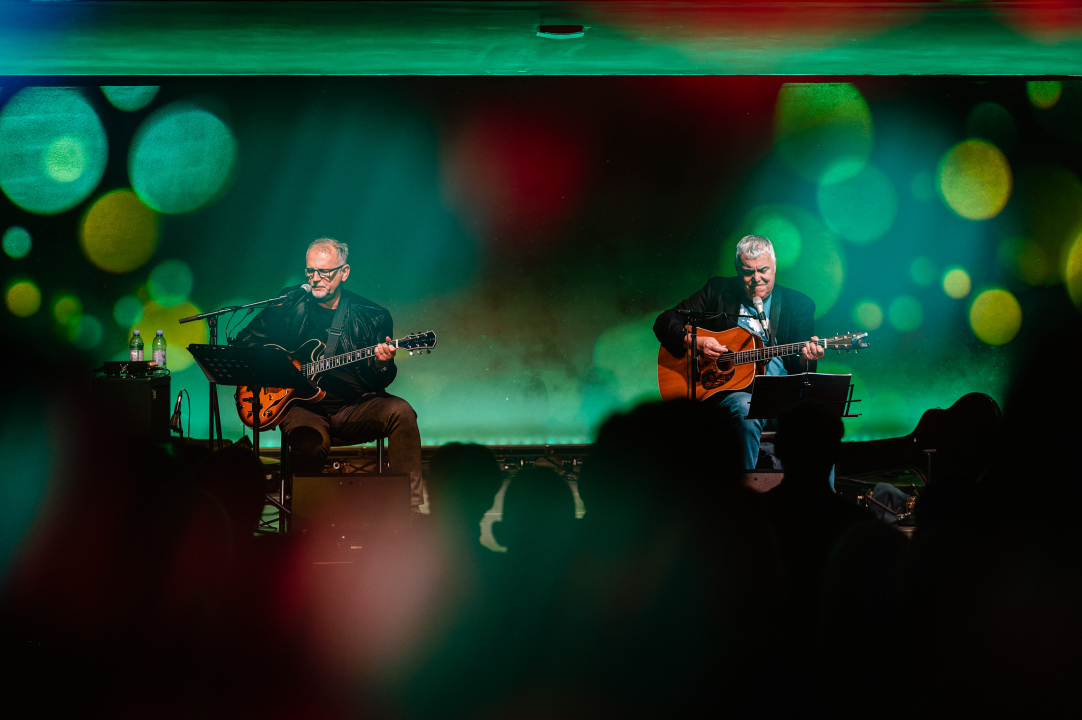 Arsenov prijatelj Zoran Predin u Kući umjetnosti Arsen oduševio glazbom i humorom 