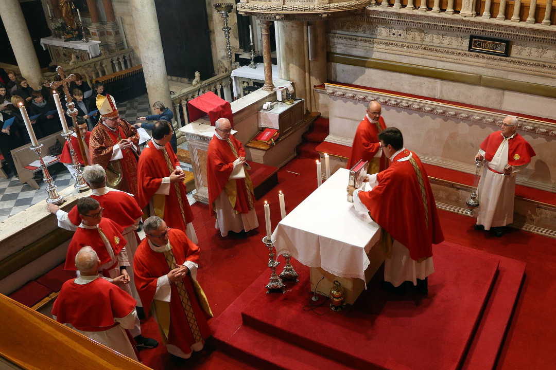 U katedrali proslavljena sv. Cecilija, na misnom slavlju okupili se crkveni pjevači