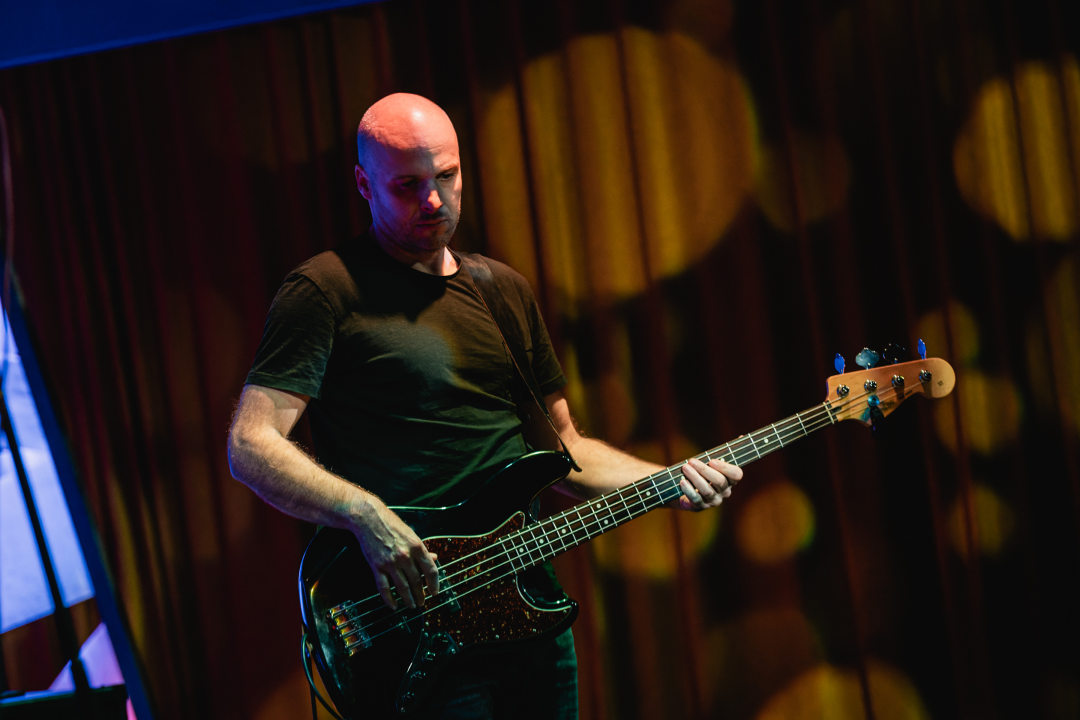 Boris Štok šarmirao i rasplesao, većinom žensku publiku u Arsenu