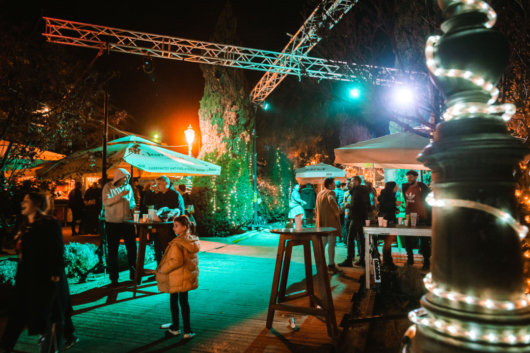 Park su u petak preplavili ružni džemperi i nasmijana ekipa