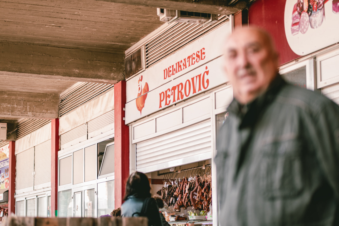 Blagdanski stol: Najbolje tuke, pivci i patke su u Delikatesama Petrović na šibenskoj pijaci