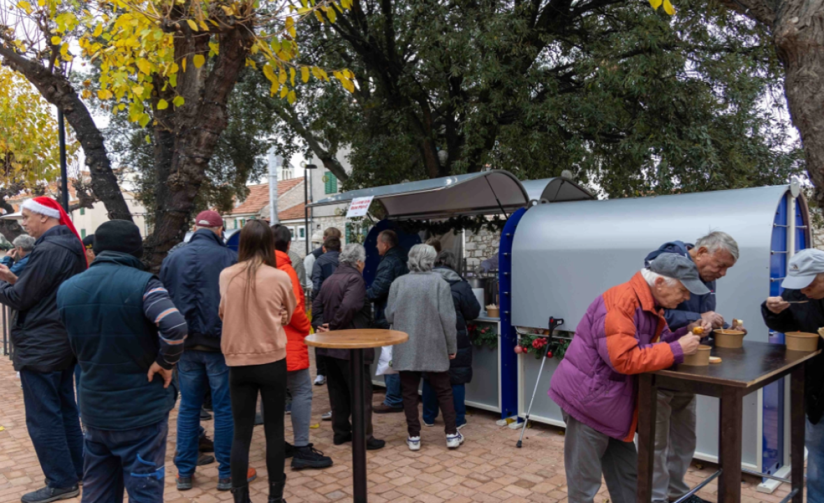 Pogledajte kako je danas bilo na Poljani u Vodicama