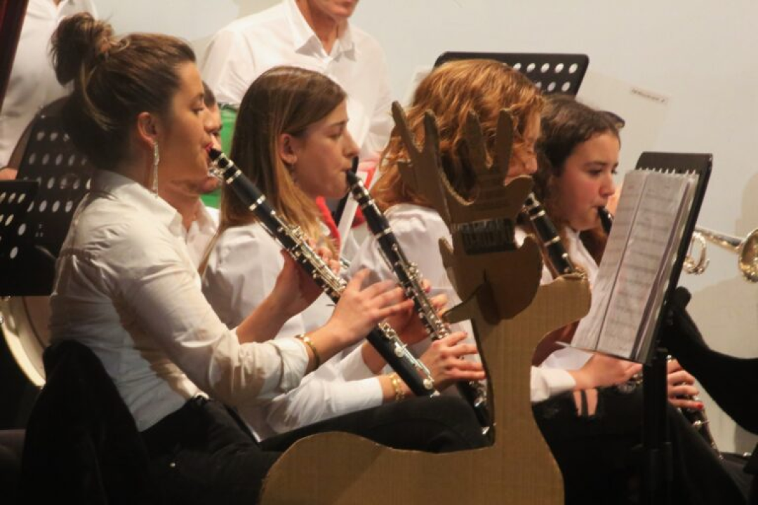 Puhački orkestar Pirovac održao tradicionalni božićni koncert