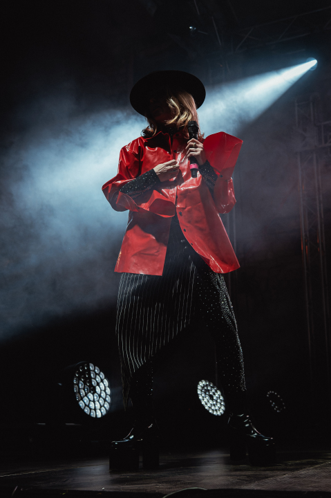 Kraljica rasplesala Šibenik: Róisín Murphy oduševila i one koji su je gledali samo na ekranu ispred Azimuta