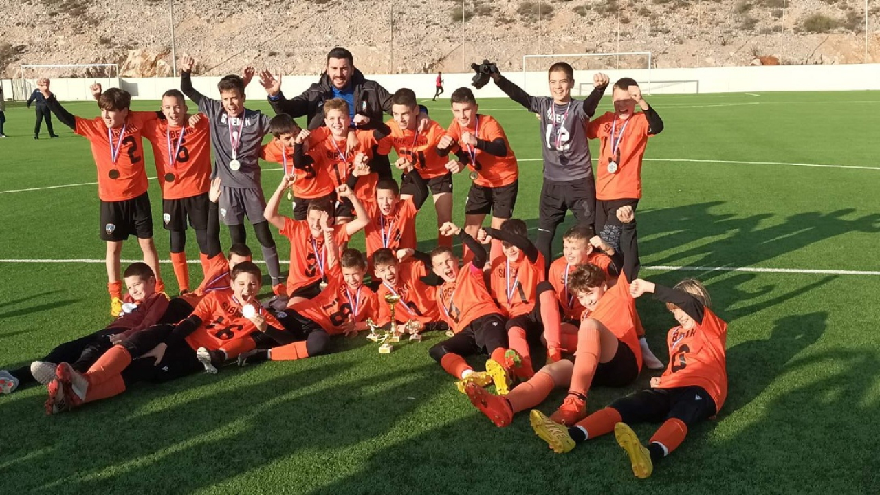 Mladi nogometaši Šibenika na 9. Vodice Cupu do dva zlata i dva srebra