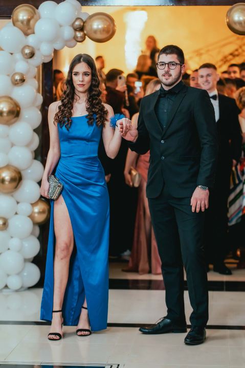 Učenici Prometno-tehničke škole Šibenik poput holivudskih zvijezda na maturalnom plesu (1)