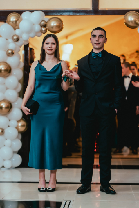 Učenici Prometno-tehničke škole Šibenik poput holivudskih zvijezda na maturalnom plesu (2)