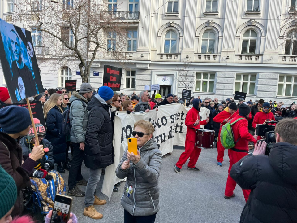 Počeo prosvjed u Zagrebu: 'Mijenjamo Vladu za Matijanića'