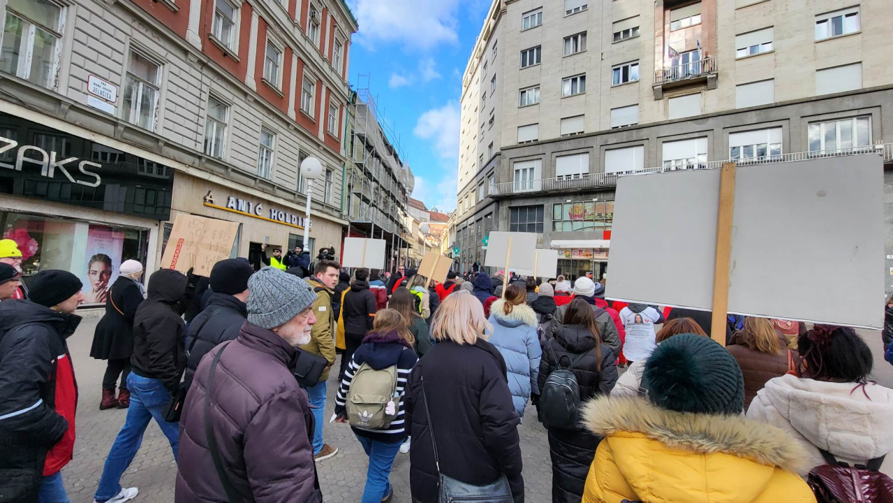 Počeo prosvjed u Zagrebu: 'Mijenjamo Vladu za Matijanića'