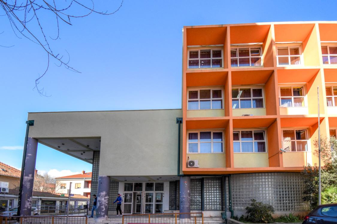 Učenici Turističko-ugostiteljske škole u Šibeniku pokrenuli humanitarnu akciju: Evo kako možete pomoći  