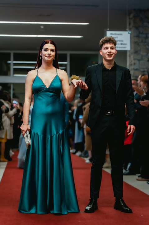 Pogledajte glamurozna izdanja maturanata Medicinske škole (2. dio)