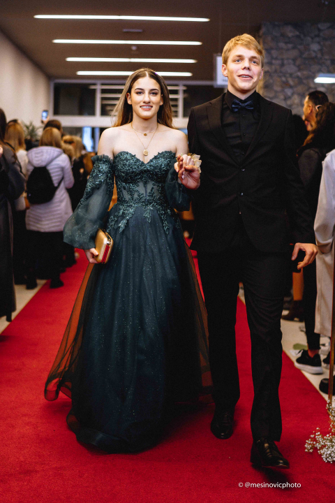 Zavirite na blještavi maturalni ples Tehničke škole Šibenik (1)