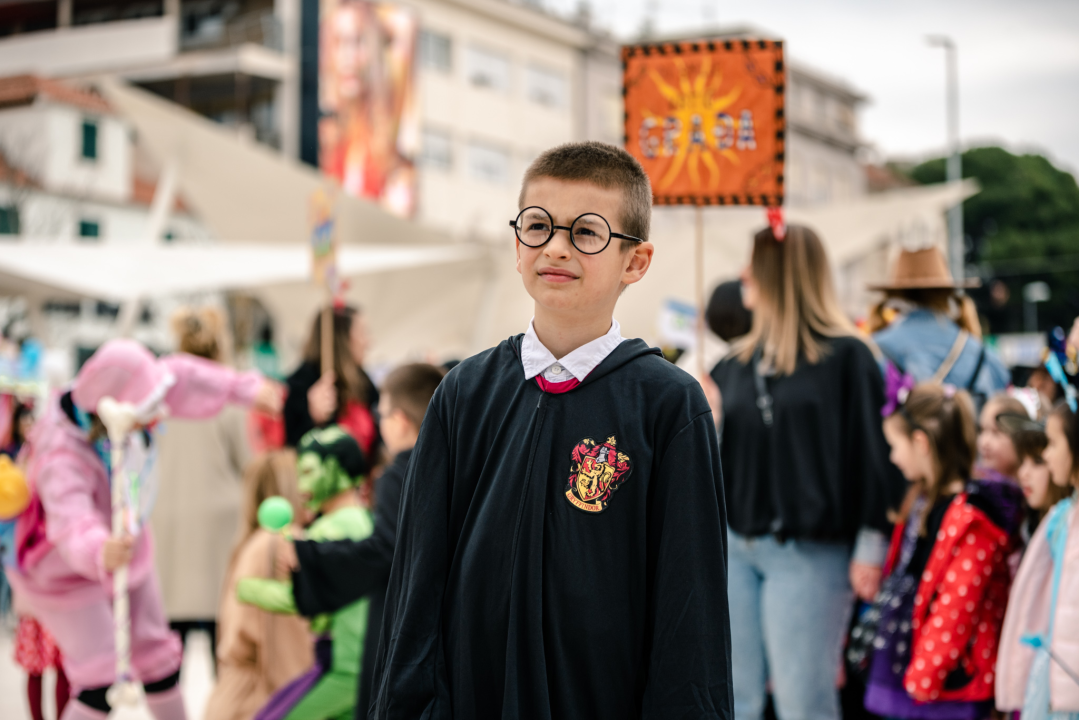 Maškare na Poljani: Đir preko grada pa svi na krafne!