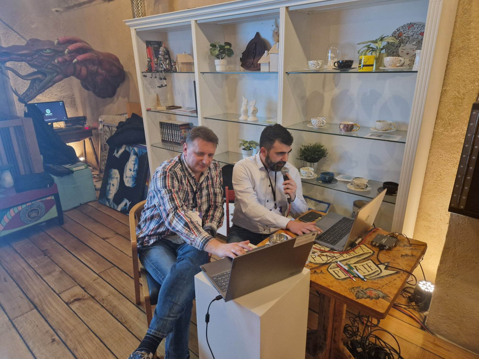 Finalisti srednjoškolske kviz lige stigli u Šibenik: Danas druženje, sutra natjecanje!