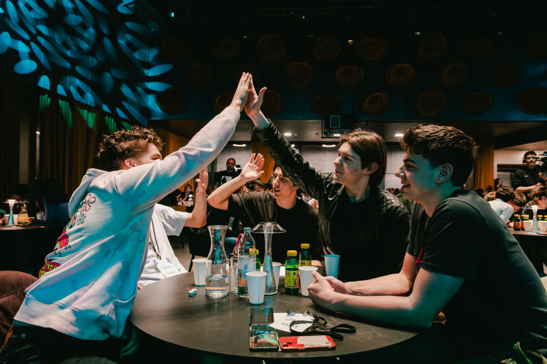 Šibenčani pobjednici Nacionalne kviz lige srednjoškolaca, iza sebe ostavili 900 učenika iz 45 škola