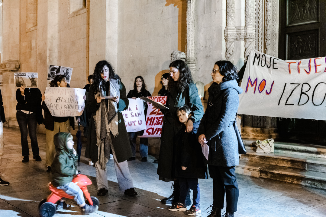 Marš u Šibeniku u povodu Dana žena:  'Dali smo javne prostore pred bolnicama za javni linč žena'