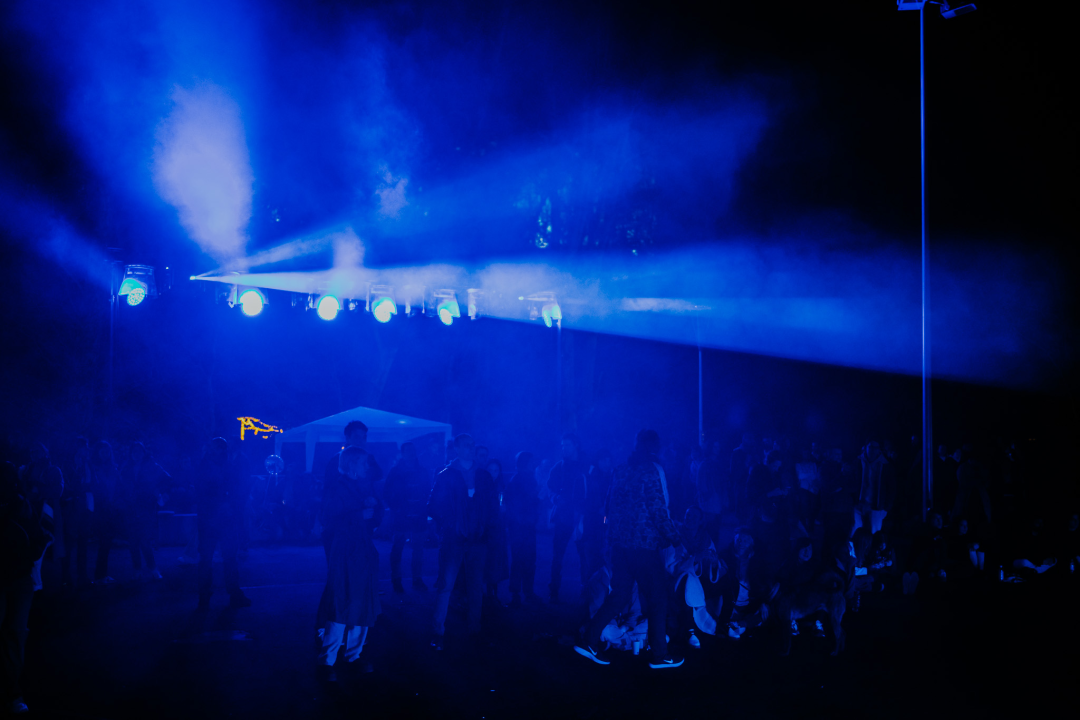 Šibenski vizualni spektakl za zatvaranje Festivala svjetla: Nevjerojatan spoj glazbe, svjetla i pokreta na Tuškancu