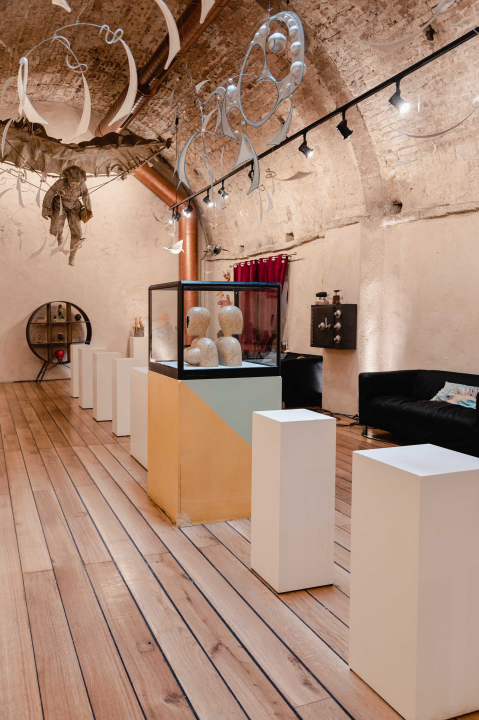 Koraljko Greben večeras u Azimutu: Bivši ovisnik predstavlja ‘Ljubav’, radove inspirirane emocijama!