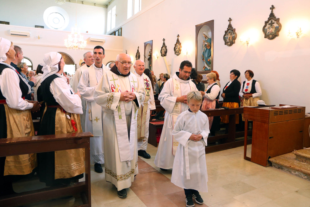 Svečano na Krapnju: Proslavljeno 500 godina od posvete crkve sv. Križa