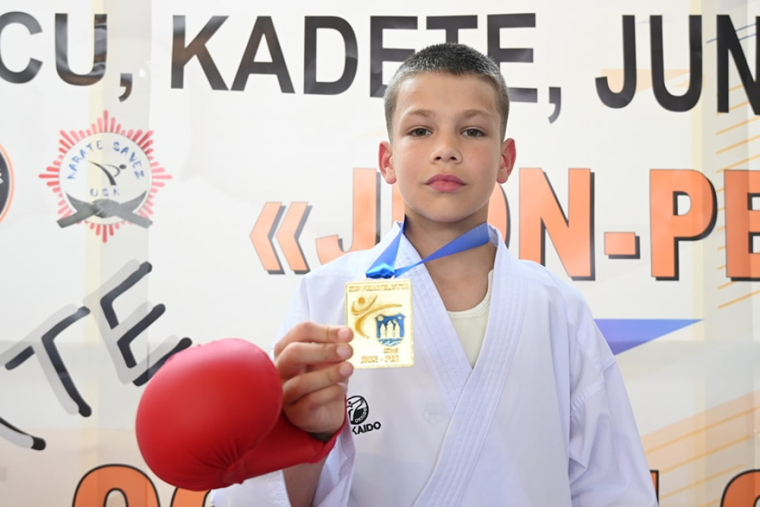 Karataši vodičkog Okita uspješni u Bihaću: Osvojili 11 zlatnih i dvije srebrene medalje