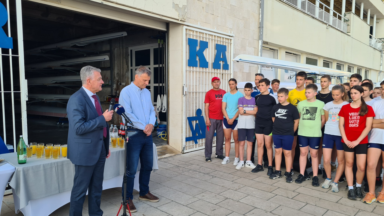 Burić posjetio veslače VK Krka: 'Imamo sportaše kojima se grad Šibenik može ponositi'