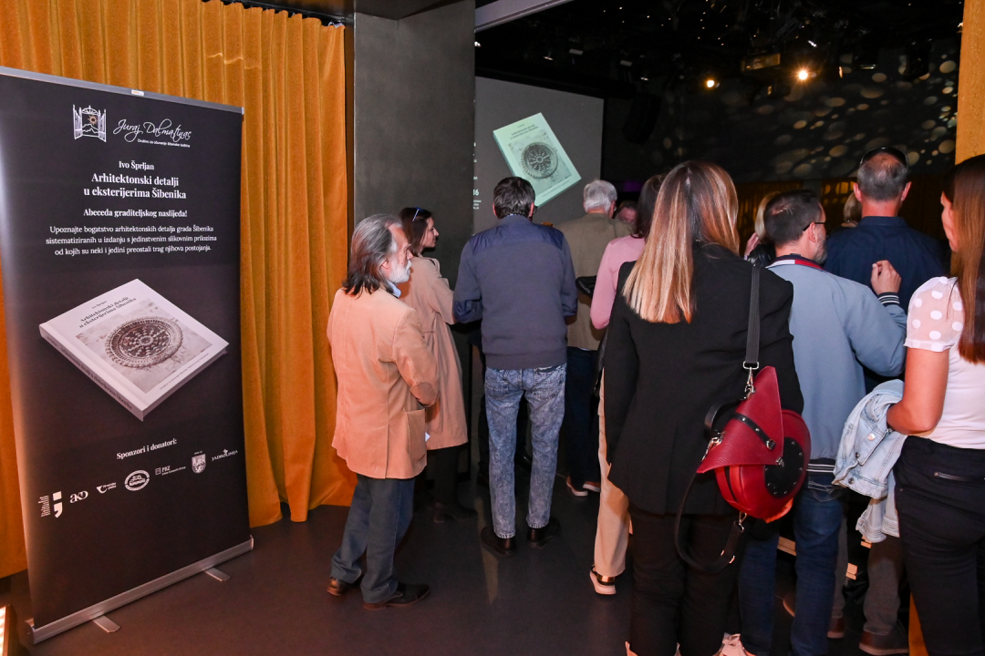 U Arsenu predstavljena monografija Ive Šprljana s više od 3000 arhitektonskih detalja Šibenika