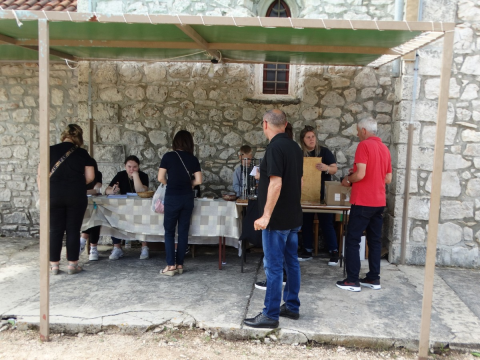 U Tisnom proslavljen blagdan Gospe od Karavaja