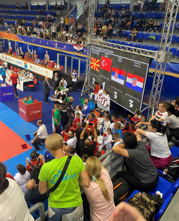 Ekipna bronca u katama za članice Karate kluba Osvit na Prvenstvu Balkana! 