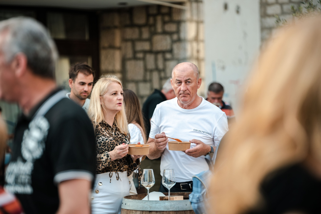 Gastro uživanje: Šibenčane je i ove godine oduševila kombinacija debita i pidoća na sto načina 