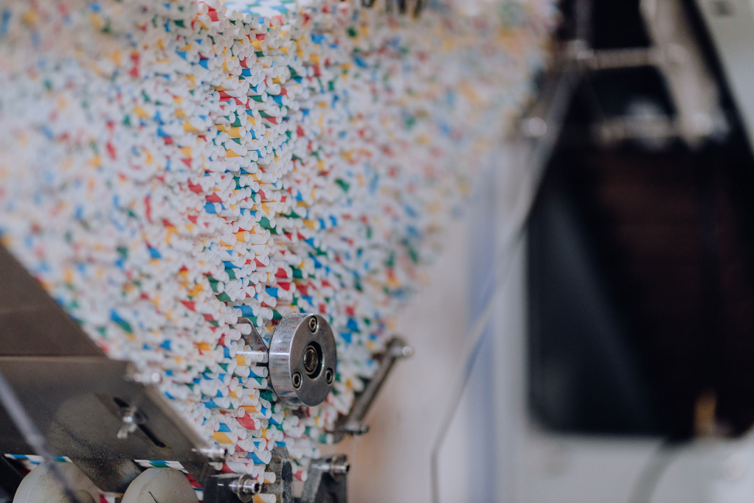 Pokrenuli posao u pandemiji pa postali najveći proizvođač papirnatih slamki na tržištu