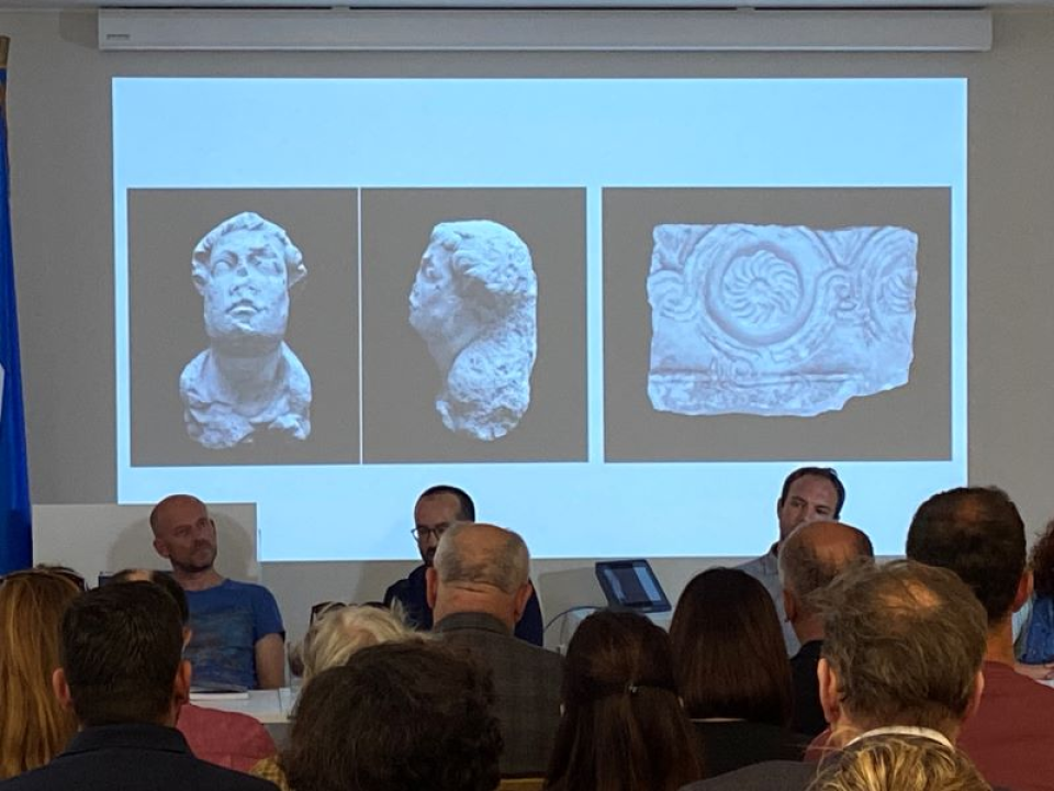 U Posjetiteljskom centru održana prva promocija: Predstavljena knjiga 'Crkva, pustinja, bunker - špilja sv. Ante u kanalu pred Šibenikom' 