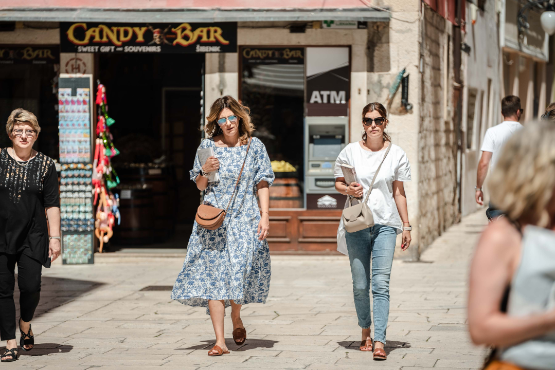 Trendi sugrađanke pokazale kombinacije za promjenjive lipanjske dane