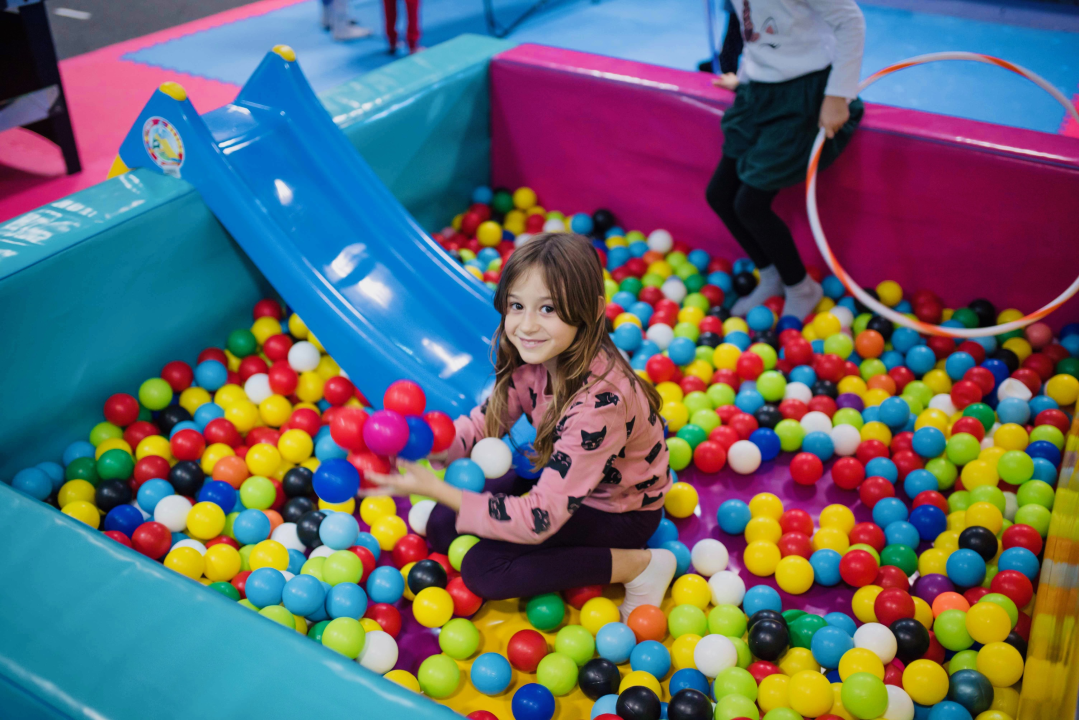 Neka vaša djeca proslave rođendan daleko od vrućina u FunTasticu! 