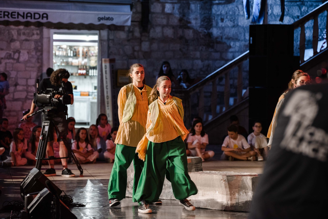 Ribar Palunko, a i žena mu, otvorit će u subotu 63. MDF: Generalna proba prošla u najboljem redu