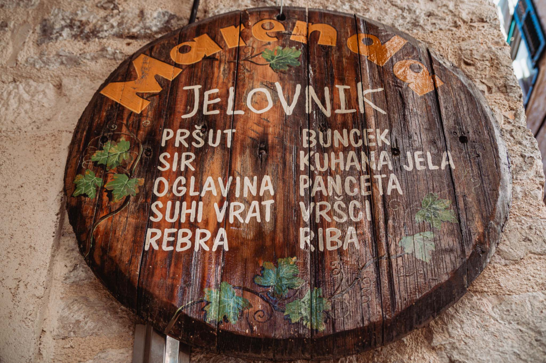 Marenda kakva je nekad bila, u hladu šibenskih kala uz mirise koji vraćaju u prošlost