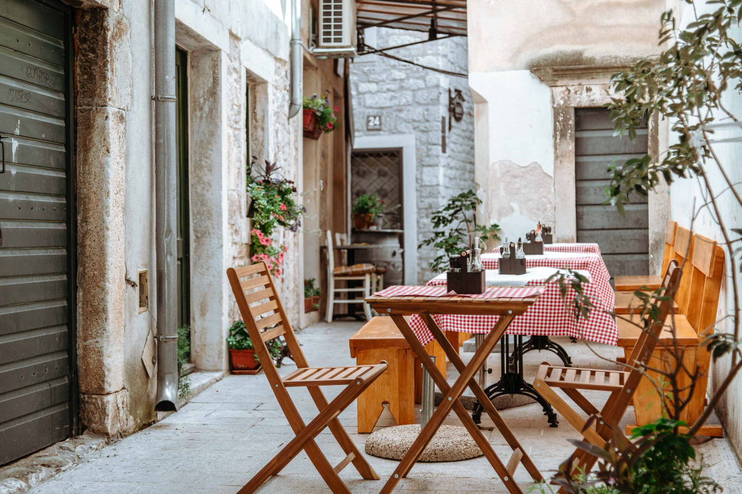 Marenda kakva je nekad bila, u hladu šibenskih kala uz mirise koji vraćaju u prošlost