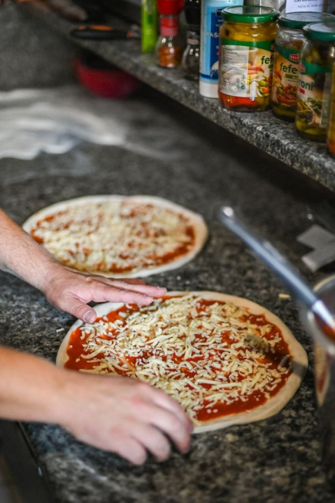 Zabavite se ovaj vikend u Tenis baru uz grupu Don Karlos!