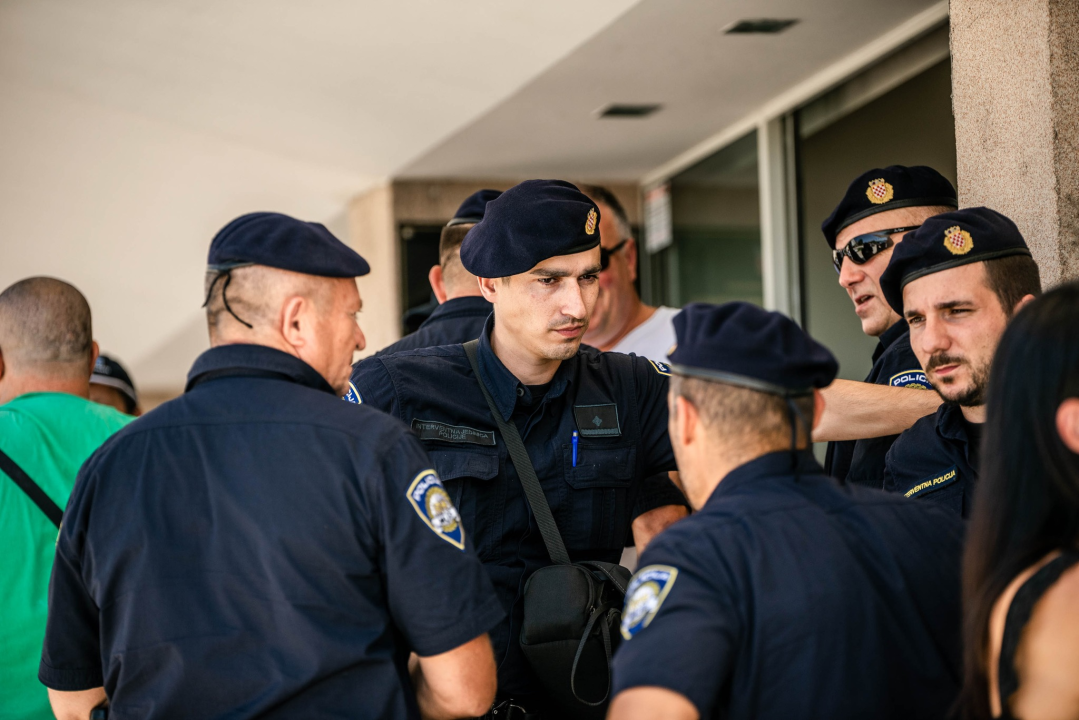 Radnici Cesta Šibenik održali novi prosvjed: 'Župan uništava ovu tvrtku i ove ljude'